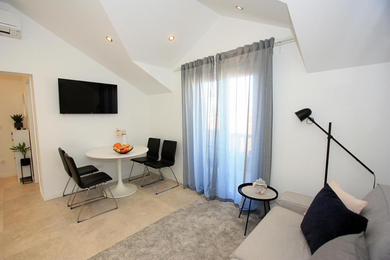 Apartman Ivana Supetar Exterior photo